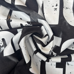 T-shirt homme noir à manches courtes et col rond imprimé, écologique, style streetwear d'été, fabriqué au Pakistan, haute qualité - Product Image 5