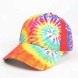 Gorra de Béisbol Clásica Personalizada con Diseño a Cuadros Rojos y Negros, Ajustable, Estilo Urbano, Deportiva, 100% Poliéster, 6 Paneles - Product Image 6