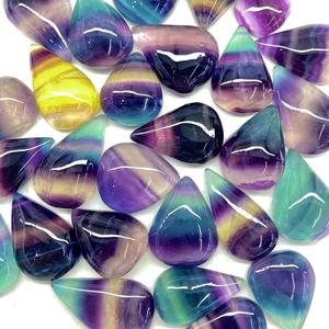 Vente en gros de cabochons en forme de goutte d'eau en fluorite arc-en-ciel naturelle de haute qualité, pierres précieuses en fluorite multicolores pour bijoux - Product Image 2