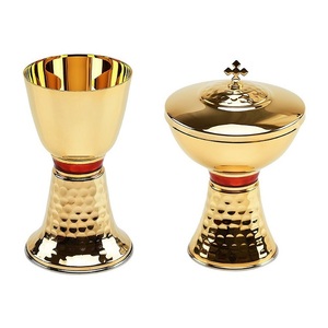 Cáliz Clásico de Metal Dorado con Banda Plateada, Utensilio Duradero para Bar, para Uso en Iglesias, Suministros para Iglesias Católicas, Barra de Vino Hecha a Mano de Latón - Product Image 3