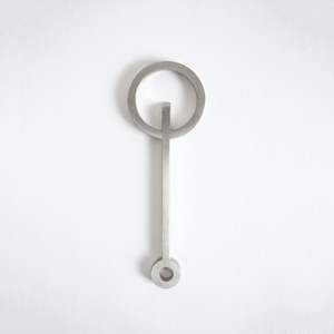 Abridor de botellas metálico con logo personalizado impreso para publicidad promocional, eventos corporativos, exposiciones, ferias comerciales y regalos. - Product Image 1