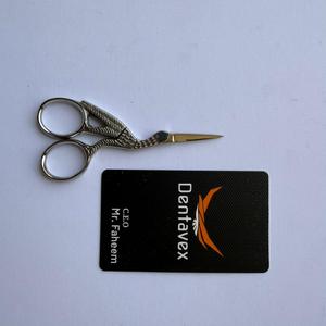 Ciseaux à broder en acier inoxydable de qualité industrielle, design Mini Stork, lame tranchante, pour couture, travaux manuels et bricolage, par Dentavex - Product Image 4