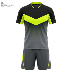 Ensemble d'uniformes de football personnalisés par sublimation, maillot et short unisexe vert néon à chevrons, kit d'équipe de match gris et noir dégradé - Product Image 1
