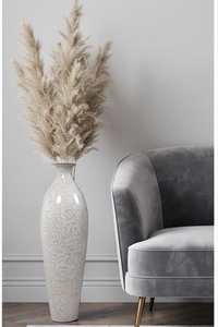 Jarrón de Piso Blanco Contemporáneo Premium con Patrón Abstracto Dorado, Accesorio Decorativo de Metal Hecho a Mano para Mesa - Product Image 6