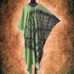 Caftán Shibori Tie Dye de Rayón Hecho a Mano, Vestido Holgado con Cuello en V, Talla Única, Ropa Bohemia Cómoda para el Verano - Product Image 4