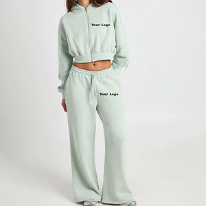 Conjunto Deportivo Corto Personalizado para Mujer, Chaqueta Transpirable y Pantalones Jogger, Fabricante de Ropa Deportiva al por Mayor con Marca Privada - Product Image 4