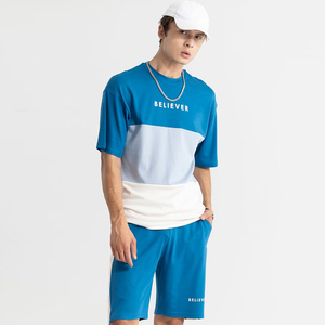 ชุดเสื้อยืดและกางเกงขาสั้นสีตามสั่งสำหรับผู้ชาย ผู้ผลิต OEM ชุดเสื้อยืดวิ่งผ้าฝ้ายยืดได้สี่ทิศทางสำหรับผู้ชาย - Product Image 4