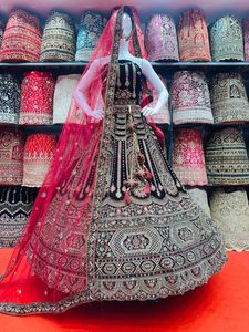 Lehenga choli ชุดเจ้าสาวแบบพิเศษพร้อมรายละเอียดกระจก jarkan เสื้อเบลาส์แบบยาว dupatta อินเดียสำหรับเสื้อผ้าสไตล์งานแต่งงานในฤดูหนาว - Product Image 2