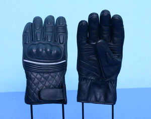 Gants de moto en cuir de vachette noir de qualité supérieure avec protection des articulations, en cuir durable, sangle de poignet réglable, pour la conduite. - Product Image 1