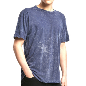 T-shirt homme tendance à col rond, effet délavé, 100% coton respirant, coupe longue et classique, teinture unie, design OEM - Product Image 1