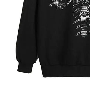 เสื้อฮู้ดดี้ผู้ชายประดับเพชรสำหรับฤดูหนาว - สั่งทำพิเศษ ผ้าฝ้ายฟลีซ 100% ป้องกันขนร่วงและแห้งเร็ว สีและโลโก้สั่งทำได้ แบรนด์ Thapur Sons - Product Image 6