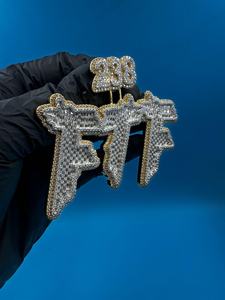 จี้เพชรโมอิสซาไนต์ VVS แบบกำหนดเองได้ พร้อมตัวอักษรชื่อสำหรับผู้ชาย จี้เงินแท้ 925 ประดับเพชรแบบ Iced Out จี้ตัวอักษรแบบกำหนดเองได้ - Product Image 5