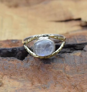 Wholesale 925 Sterling Silver Rainbow Moonstone <b>Ring</b> Handmade Natural Gemstone June Birthstone Bohemian <b>Statement</b> <b>Ring</b> - Product Image 5