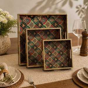 Ensemble de 3 plateaux de rangement rectangulaires en MDF laqué Meena, résistants au lave-vaisselle, faciles à nettoyer, design moderne pour la table - Product Image 6