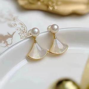 Collar con Colgante de Concha de Perla de la Suerte con Incrustaciones de Diamantes, Nuevo Collar con Foto Personal, Collar de Perla de Tres Vidas para Novia - Product Image 1