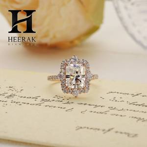 แหวนหมั้นเพชรทรงรัศมี 2 กะรัต เพชรเลี้ยงในห้องปฏิบัติการ ตัวเรือนทอง 14K ประดับเพชรแบบวงแหวนลายดอกไม้ พร้อมใบรับรอง - Product Image 3