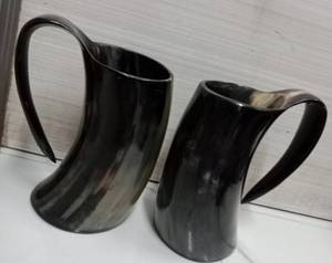 Chope artisanale viking nordique en corne de bœuf authentique pour bière, hydromel et vin – Verre médiéval pour boisson - Product Image 3