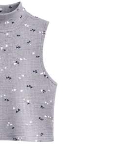 Top Corto Personalizado Gris Acanalado de Cuello Alto Sin Mangas con Estampado de Mini Triángulos para Mujer, Ajustado, Elástico, Casual y a la Moda - Product Image 3