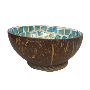 Tazón de Coco Hecho a Mano Sin Desperdicio - Incrustaciones Rústicas de Nácar - Artesanía Ética Vietnamita - Product Image 2