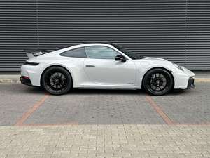 รถใหม่เอี่ยมปี 2025 911 Urmodell Carrera 4 GTS T-Hybrid R20 พวงมาลัยซ้าย หุ้มหนังสีเข้ม เทอร์โบ พาโนรามา 4.1-6 ลิตร เบนซิน เกียร์อัตโนมัติ 4.1-6 แรงม้า รุ่นสปอร์ต - Product Image 4