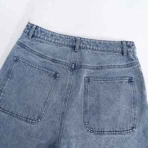 Shorts de Mezclilla Ajustados Hechos en Pakistán para Hombre, Estilo Urbano, Cómodos para el Verano y para el Gimnasio - Product Image 2