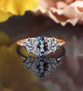 Anillo de Compromiso de Lujo de Plata con Alejandrita de Corte Ovalado, Gema que Cambia de Color, Chapado en Oro de 14K, Certificado para Mujer, Anillo para Boda o Fiesta - Product Image 1