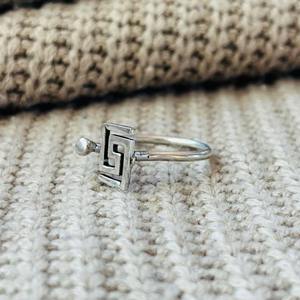 Anillo minimalista de latón con diseño griego de meandro, espiral geométrica cuadrada, chapado en plata, estilo tribal bohemio, al por mayor, para hombre. - Product Image 5