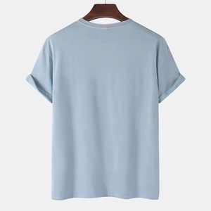 Camiseta de Manga Corta para Hombre, Cuello Redondo, Color Azul Claro, 100% Algodón Jersey, Transpirable, Corte Regular, Color Sólido, Tejido de Punto - Product Image 2