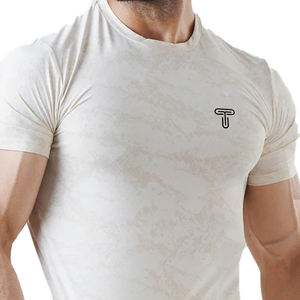 Nouveaux modèles de t-shirts pour hommes à manches courtes, t-shirts en coton microfibre pour hommes, fabriqués au Pakistan, meilleur prix, t-shirts unis - Product Image 3