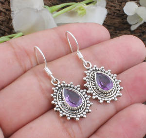 Boucles d'oreilles pendantes de luxe en argent sterling 925 avec améthyste naturelle, pierre de naissance de février authentique, bijoux de mariage et de fête unisexe - Product Image 1