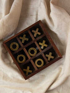 Jeu de Tic Tac Toe en bois artisanal, écologique, portable, jeu de stratégie familial, accent décoratif pour table basse - Product Image 4