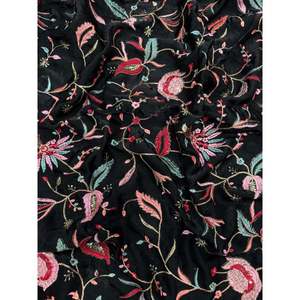 Hermoso Sari Negro para Fiestas con Lentejuelas, Bordado, Borde de Encaje y Estampado Floral para Mujeres Elegantes, 100% Poliéster - Product Image 1