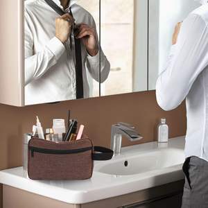 Bolsa de Aseo Personalizada Hecha a Mano de Cuero PU de la Mejor Calidad para Hombres y Mujeres para Viajes, Ideal para Llevar Accesorios - Product Image 5