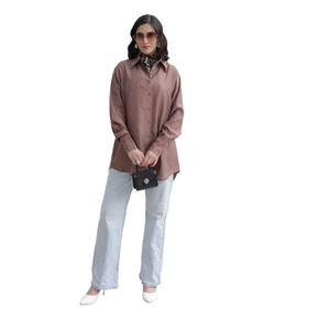 Chemisier à manches longues en popeline 100 % coton marron, coupe ample, design simple, boutonné, avec logo frontal, pour femme, décontracté, idéal pour le bureau - Product Image 1