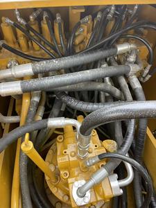 Excavatrice sur chenilles hydraulique d'occasion de haute qualité Catt 320D, 20 tonnes, machine de construction CATT 320D d'occasion en vente - Product Image 4