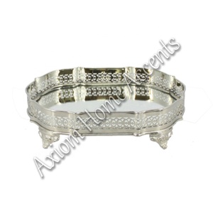 Axiom Home Accents Bandeja de latón elegante Bandeja de metal de diseño moderno con acabado brillante para decoración del hogar Fiestas navideñas entretenidas - Product Image 2