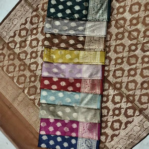 Costume en soie pure Banarasi 3 pièces jaal - Product Image 1