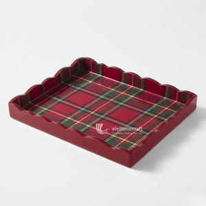 Plateau de service festonné en laque rouge à motif tartan pour la décoration de Noël - Product Image 1