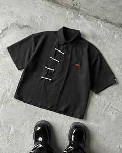 Camisa negra de manga corta de tela Canton para hombre, estilo chino, sin cuello, con botones, informal, para verano - Product Image 1