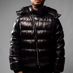 Veste matelassée à capuche noire pour homme, coupe-vent, rembourrée de duvet, manteau d'hiver décontracté, couleur unie, épaisse, fermeture éclair, coupe classique - Product Image 3