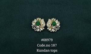 ต่างหูแบบติดหู 08979kundan ประดับเพชรซิคอน ต่างหูทองเหลืองชุบทอง รูปดอกไม้ สำหรับงานแต่งงาน งานเลี้ยง และเจ้าสาว - Product Image 6