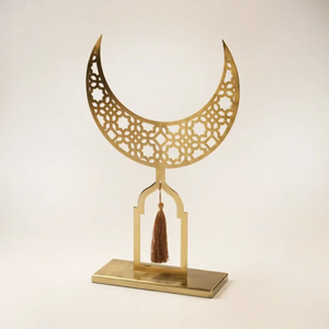 Decoración de Luna de Bronce Hecha a Mano con Patrones Recortados y Borlas, Decoración Interior para Ramadán, Tamaño Mediano - Product Image 6