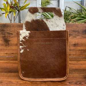 Personalizado fabricante al por mayor hecho a mano de cuero de vaca 6 Pack portador de calidad superior personalizado de gran capacidad cerveza Caddy con asa - Product Image 5