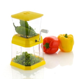Mini Dicer de Chile multiusos con cuchillas de acero inoxidable y cuerpo de plástico sin BPA - Product Image 5