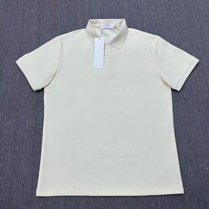 เสื้อโปโลแขนสั้นสีกรมท่าสำหรับผู้ชาย ผ้าคอตตอนปิเก้สีพื้น ระบายอากาศได้ดี สวมใส่สบาย ทรงปกติ ดีไซน์กระดุม - Product Image 2