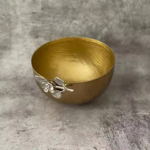 Cuenco Metálico de Estilo Minimalista con Base de Ramas Florales, Acabado Dorado Pulido, Vajilla para Bodas y Hogar, Cuencos Decorativos para Regalo - Product Image 3