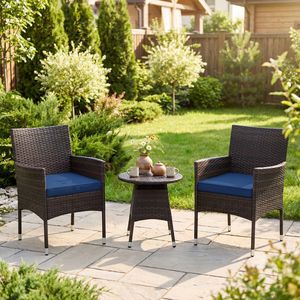 Conjunto de Bistro de 3 Piezas para Patio, Muebles de Ratán para Exteriores con Reposabrazos, Mesa Redonda y Cojines, Perfecto para Terraza, Jardín y Balcón - Product Image 3