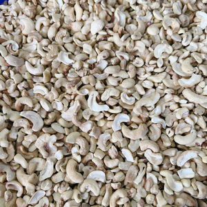 Venta al por mayor de anacardos triturados a granel SANTIGO, granos de anacardo, Kaju Badam, servicio 24/7 - Product Image 1