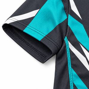T-shirt à manches courtes vert pour homme avec rayures diagonales, coupe classique, col rond, tricoté en polyester, style décontracté et sportif - Product Image 6