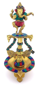 Diya de Latón Ganesh de Calidad de Exportación, Diya de Latón Hecha a Mano con Tallado Intrincado para Decoración del Hogar y Festivales - Product Image 3